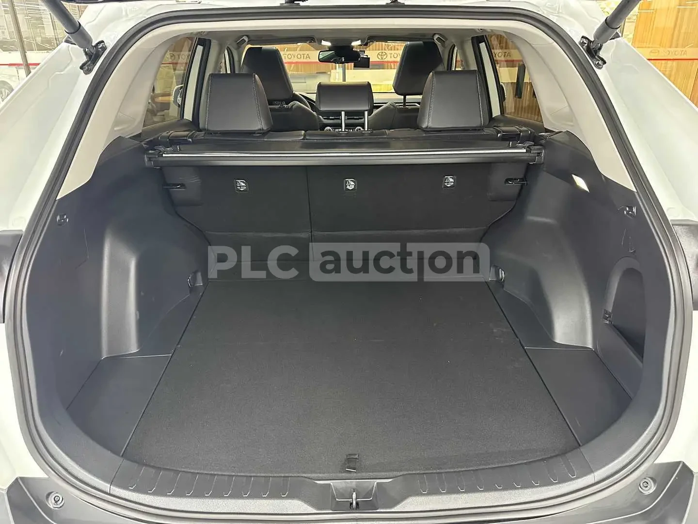 Toyota Rav4 Hybrid| КАМЕРА| ПОДГРЕВ| ВКЛ.ТЕХНОТЕСТ, снимка 14 - Автомобили и джипове - 54941375