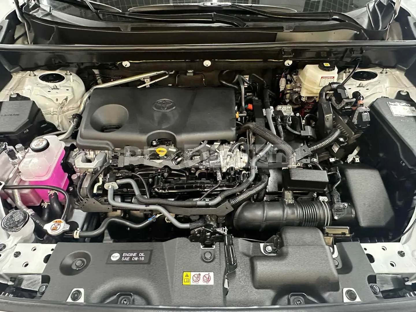 Toyota Rav4 Hybrid| КАМЕРА| ПОДГРЕВ| ВКЛ.ТЕХНОТЕСТ, снимка 16 - Автомобили и джипове - 54941375