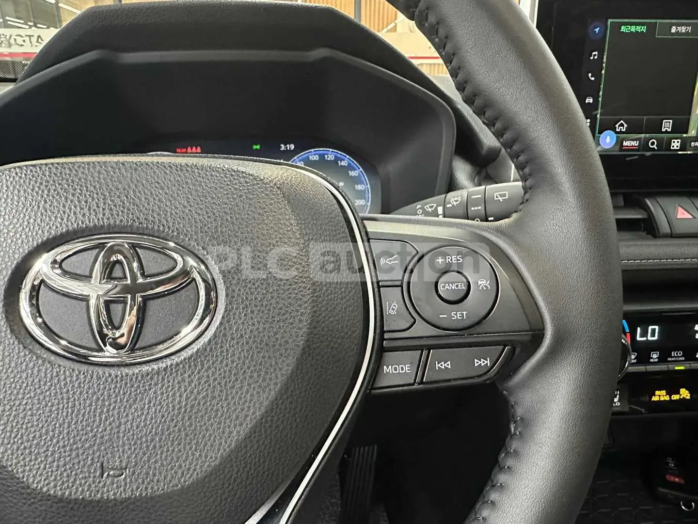 Toyota Rav4 Hybrid| КАМЕРА| ПОДГРЕВ| ВКЛ.ТЕХНОТЕСТ, снимка 6 - Автомобили и джипове - 54941375