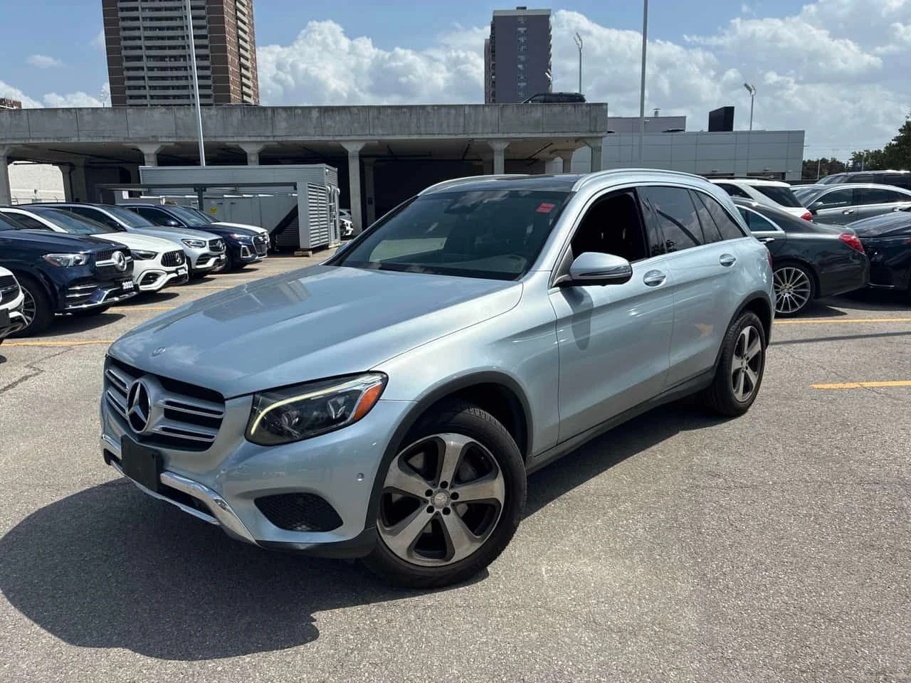 Mercedes-Benz GLC 300 4MATIC/360/ПАНОРАМА/ПОДГРЕВИ/OT MERCEDES