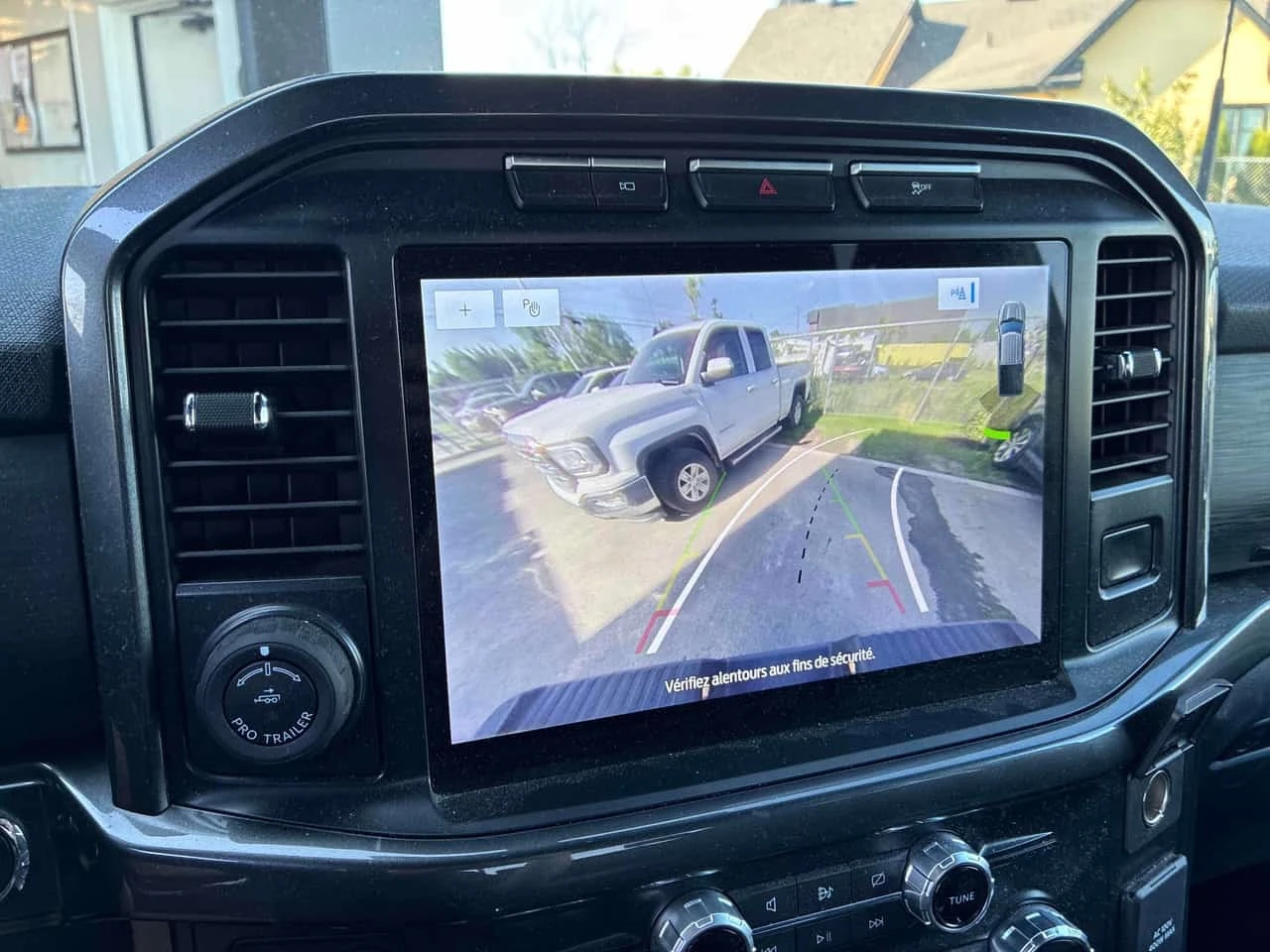 Ford F150 * 4WD SuperCrew Box * CARFAX * БЕЗ ПЪРВОНАЧАЛНА ВН, снимка 13 - Автомобили и джипове - 55797769