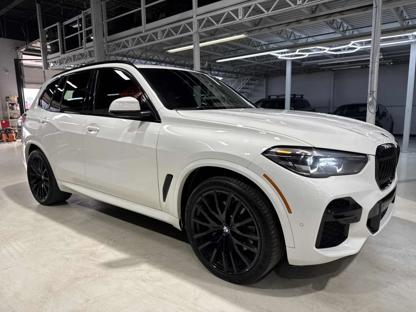 BMW X5 M-pack* 360* Keyless* HUD* Пано, снимка 3 - Автомобили и джипове - 56089199