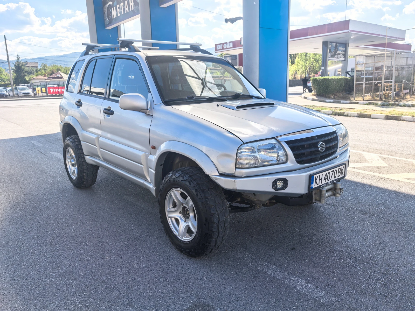 Suzuki Grand vitara 2.0HDI, снимка 2 - Автомобили и джипове - 56123905