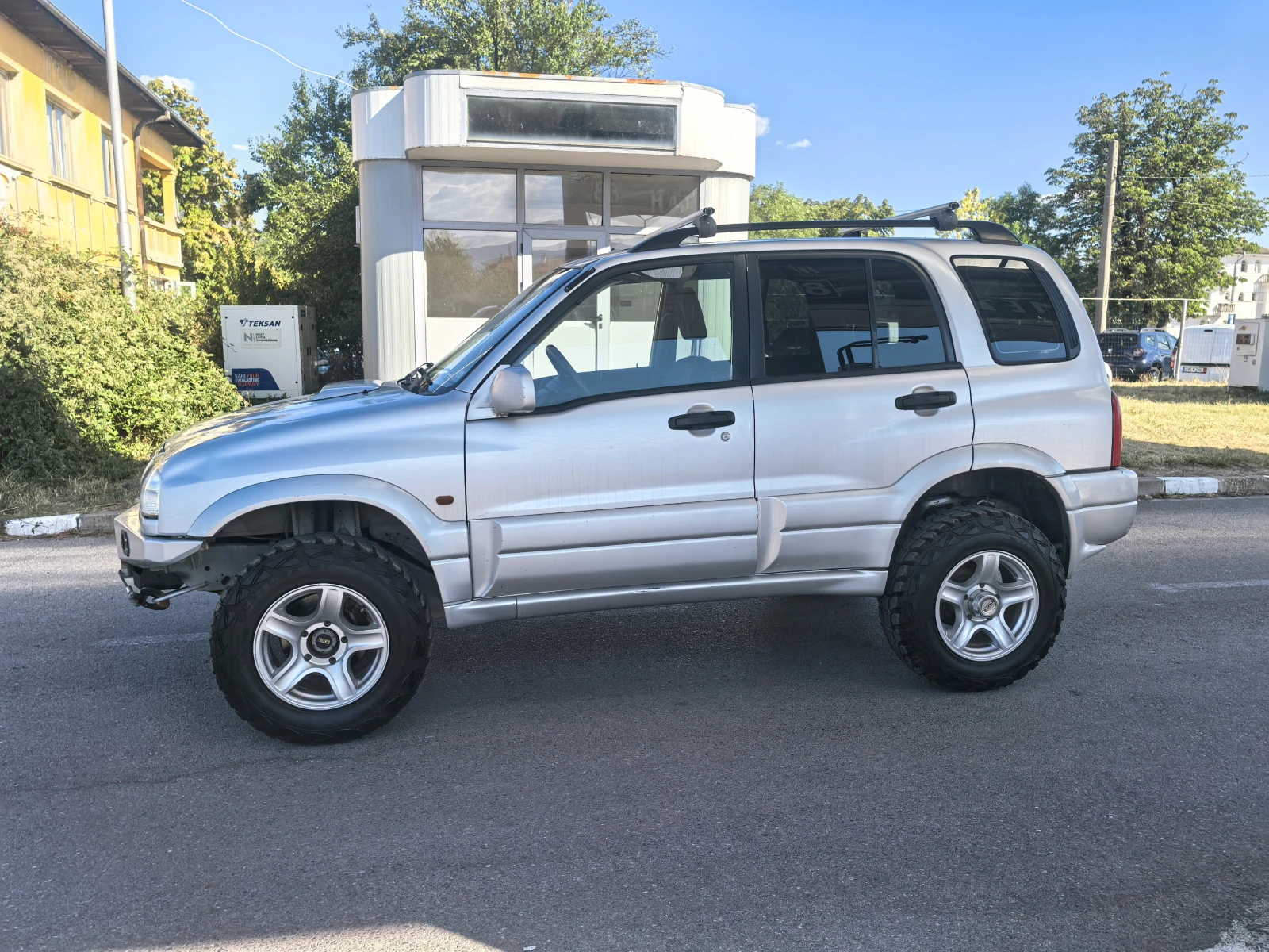Suzuki Grand vitara 2.0HDI, снимка 4 - Автомобили и джипове - 56123905