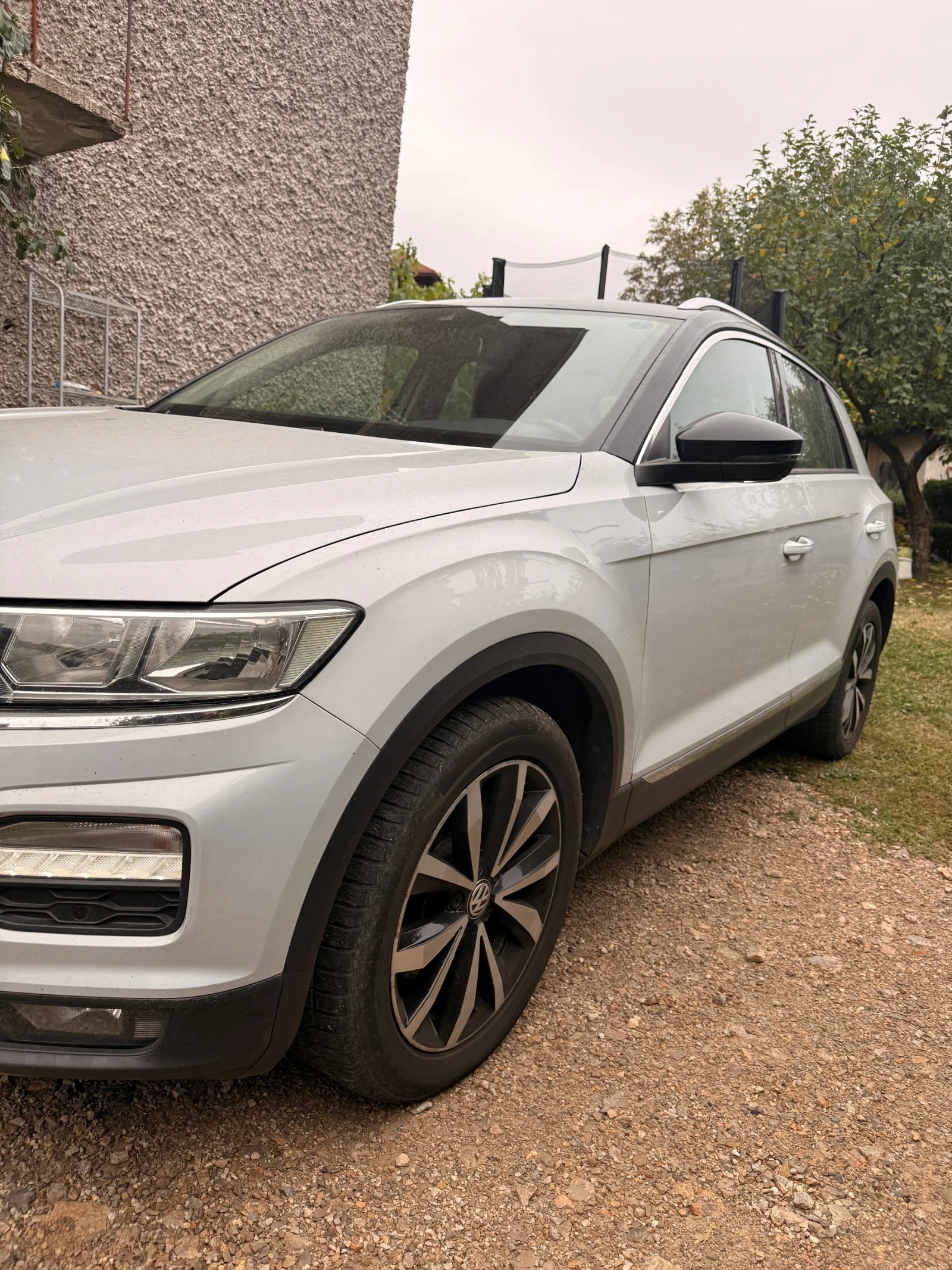VW T-Roc 4X4, снимка 2 - Автомобили и джипове - 56464525
