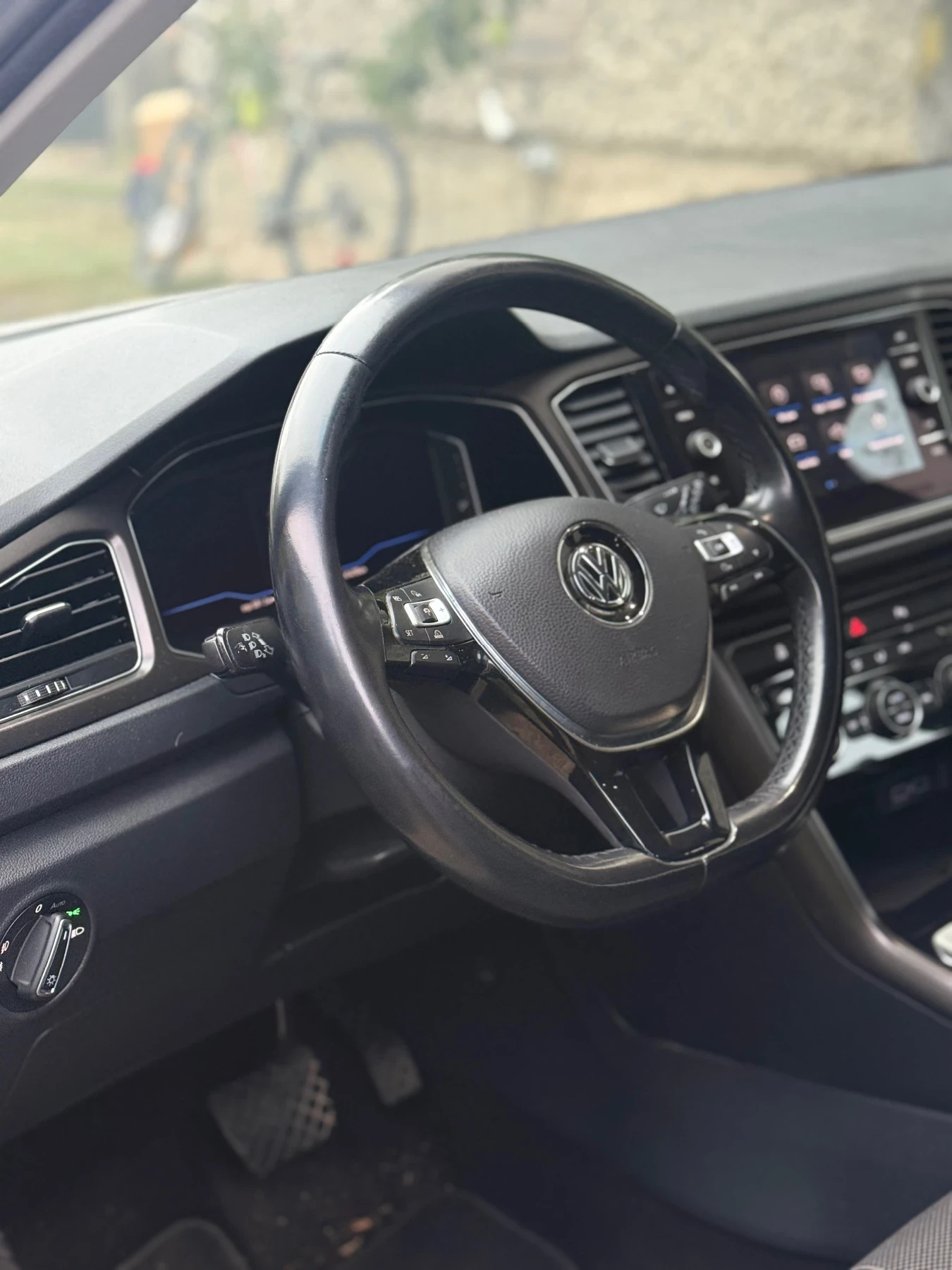 VW T-Roc 4X4, снимка 8 - Автомобили и джипове - 56464525