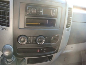 Mercedes-Benz Sprinter 311 2.2, снимка 16