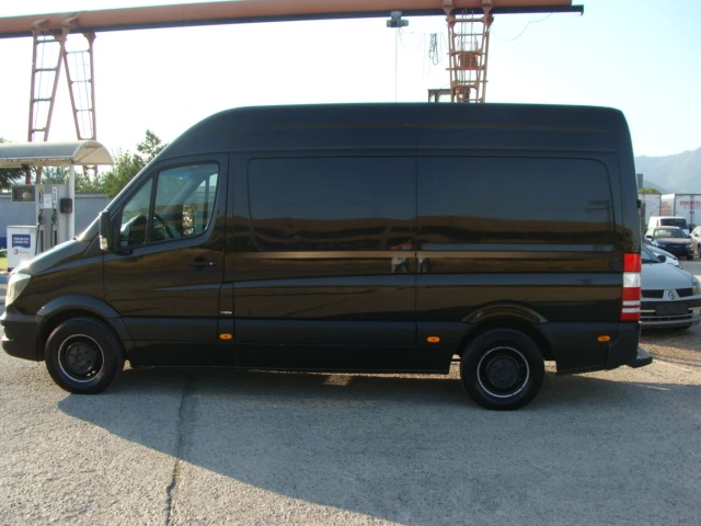 Mercedes-Benz Sprinter 311 2.2, снимка 6 - Бусове и автобуси - 37540358