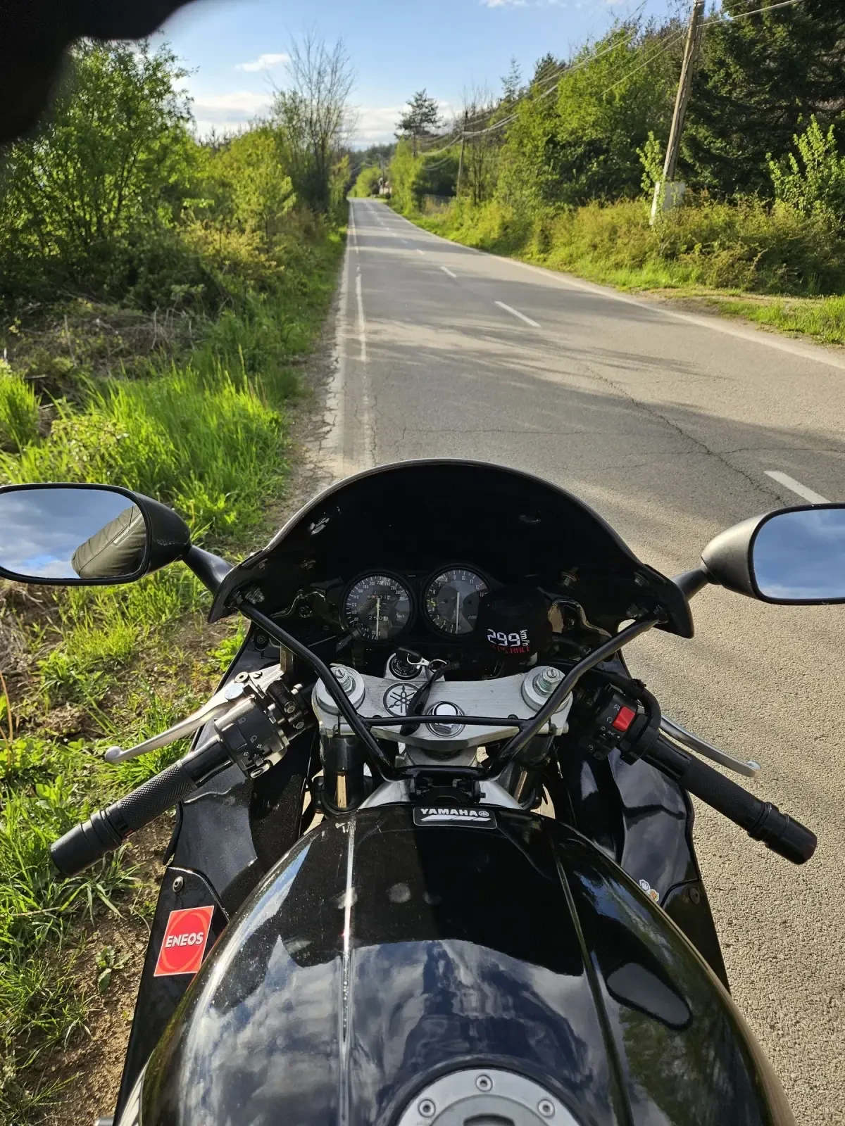 Yamaha YZF-R1  - изображение 2
