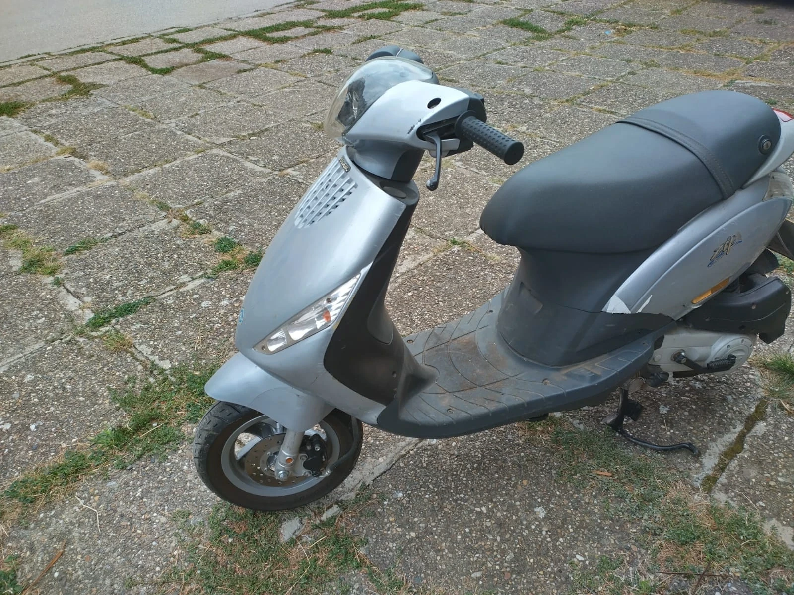 Piaggio Zip