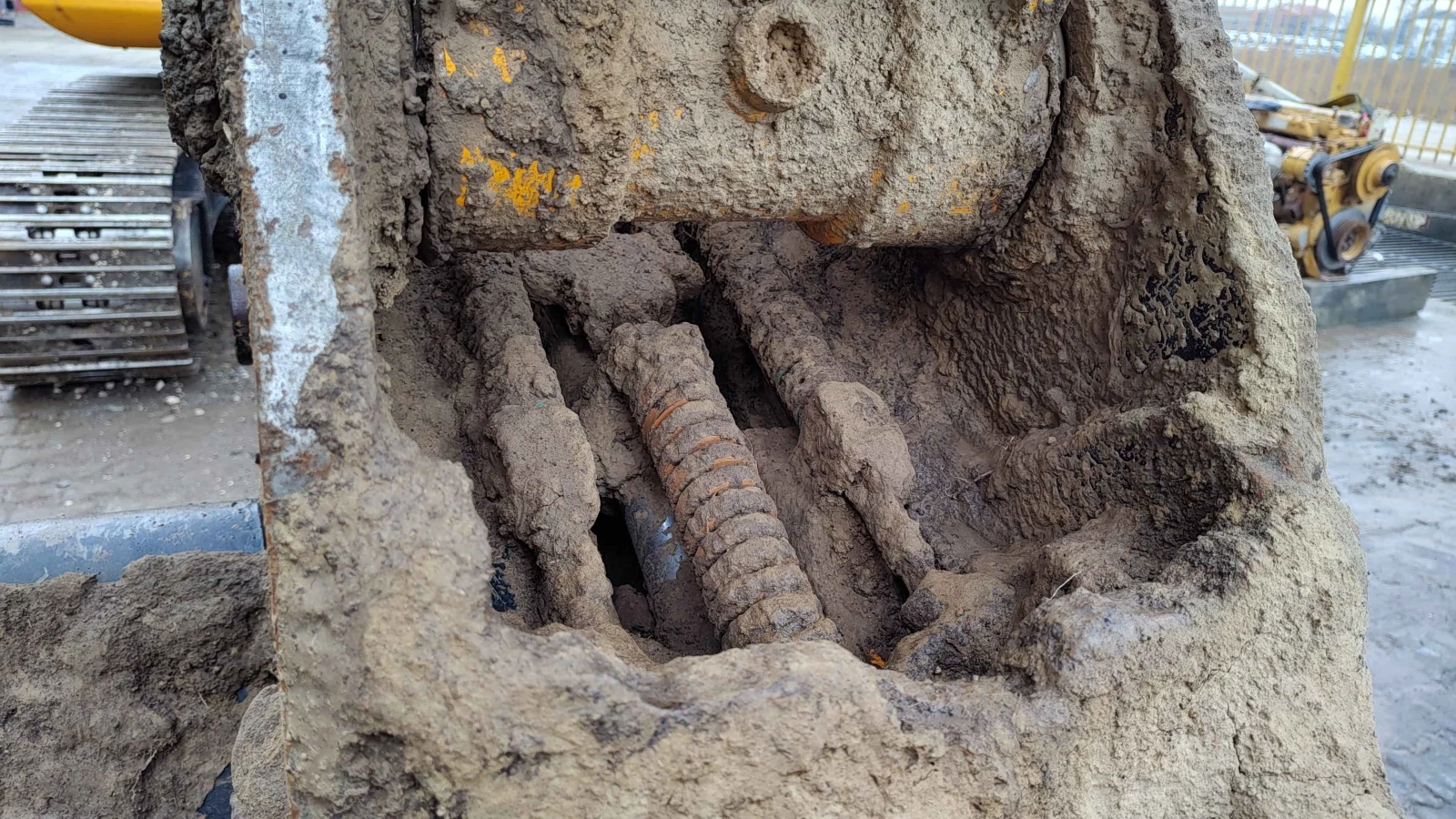  JCB 210 NLC | Mobile.bg   11