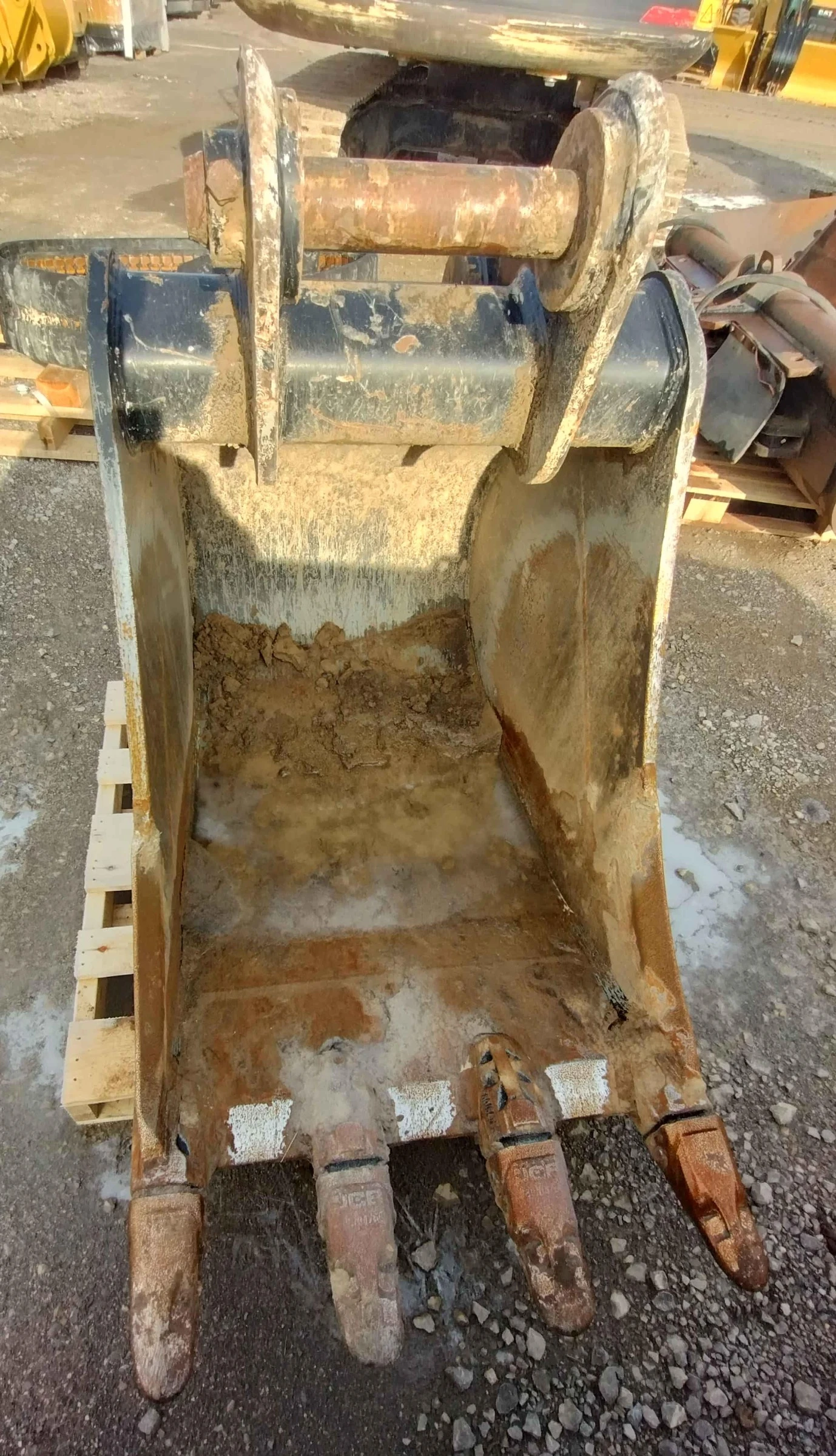  JCB 210 NLC | Mobile.bg   12