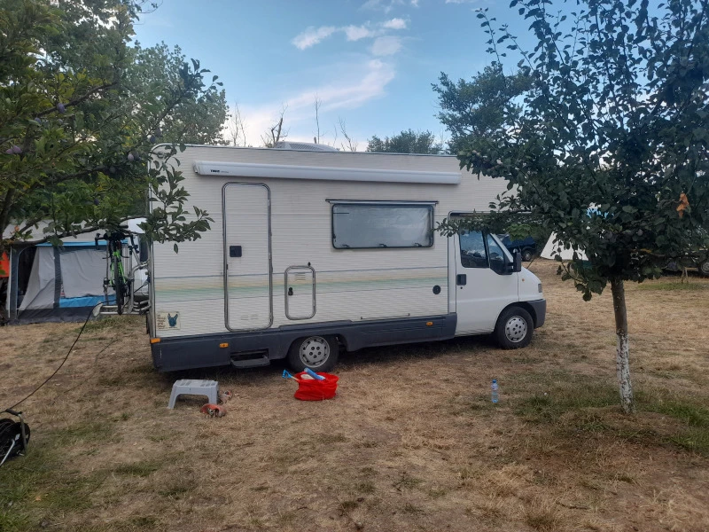 Кемпер Fiat Ducato , снимка 4 - Каравани и кемпери - 47124242