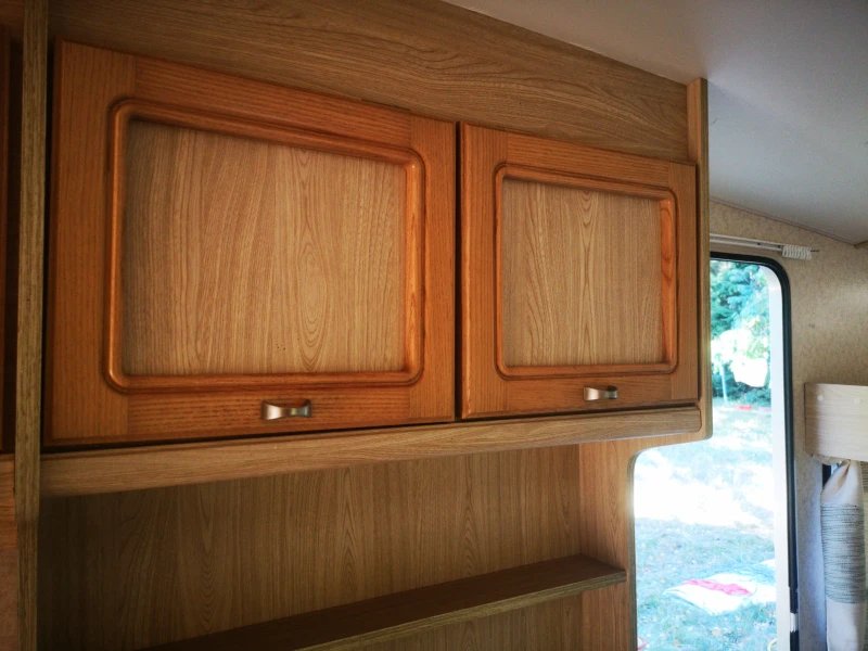 Каравана Eldis pioner, снимка 17 - Каравани и кемпери - 52971170