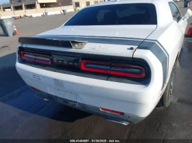 Dodge Challenger 6.4L V-8 , 485HP Rear Wheel Drive, снимка 9