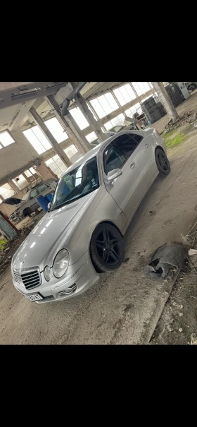 Обява за продажба на Mercedes-Benz E 320 ~3 500 EUR - изображение 1