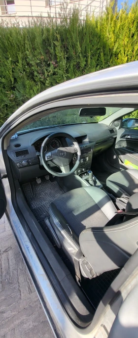 Opel Astra H GTC - 2000 € / 3911.66 лв. - 51899933 5