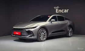 ������ Toyota Crown