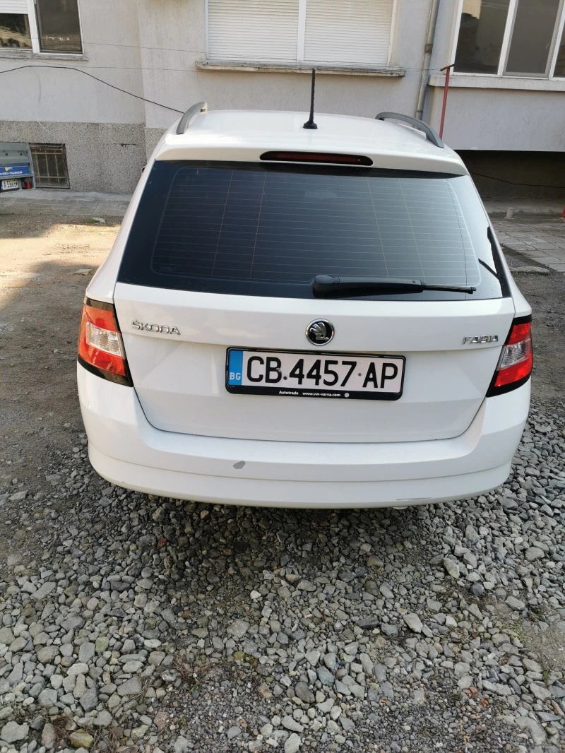 Skoda Fabia, снимка 3 - Автомобили и джипове - 48364122