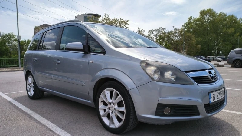 Opel Zafira 1.6 Cosmo LPG 105, снимка 2 - Автомобили и джипове - 46701242