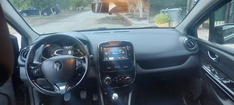 Renault Clio, снимка 17 - Автомобили и джипове - 48005366