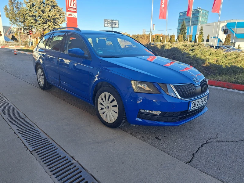 Skoda Octavia, снимка 1 - Автомобили и джипове - 49379790