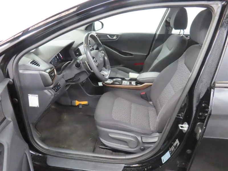 Hyundai Ioniq 38 kWh Comfort, снимка 3 - Автомобили и джипове - 49679234