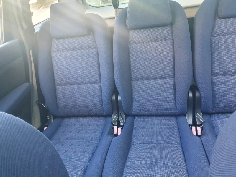 Peugeot 307 SW 2.0L HDi, снимка 9 - Автомобили и джипове - 52390780