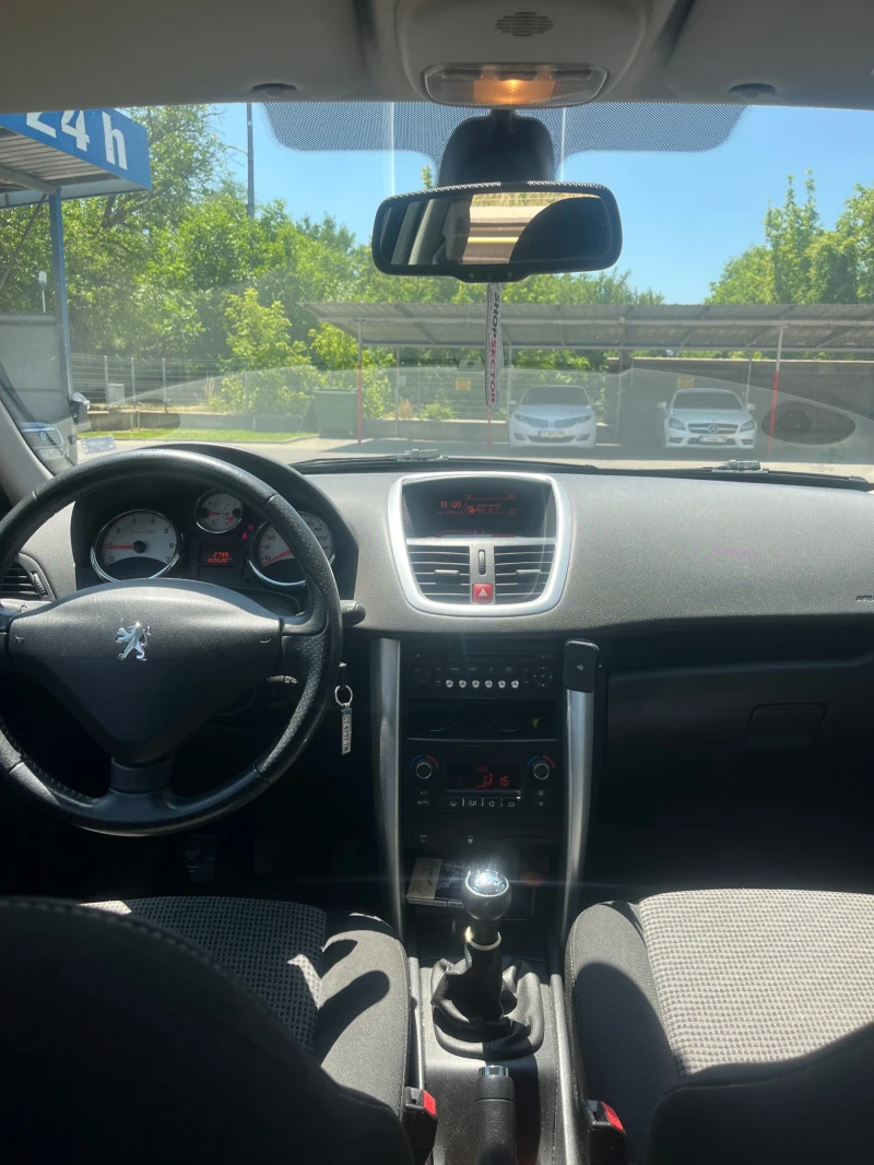 Peugeot 207, снимка 7 - Автомобили и джипове - 50787702