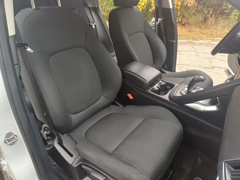 Jaguar E-pace 2.0 D150 AWD, снимка 16 - Автомобили и джипове - 51936011