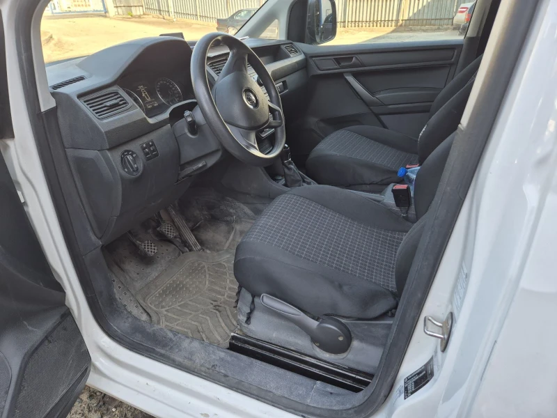 VW Caddy Maxi , снимка 13 - Автомобили и джипове - 53044280