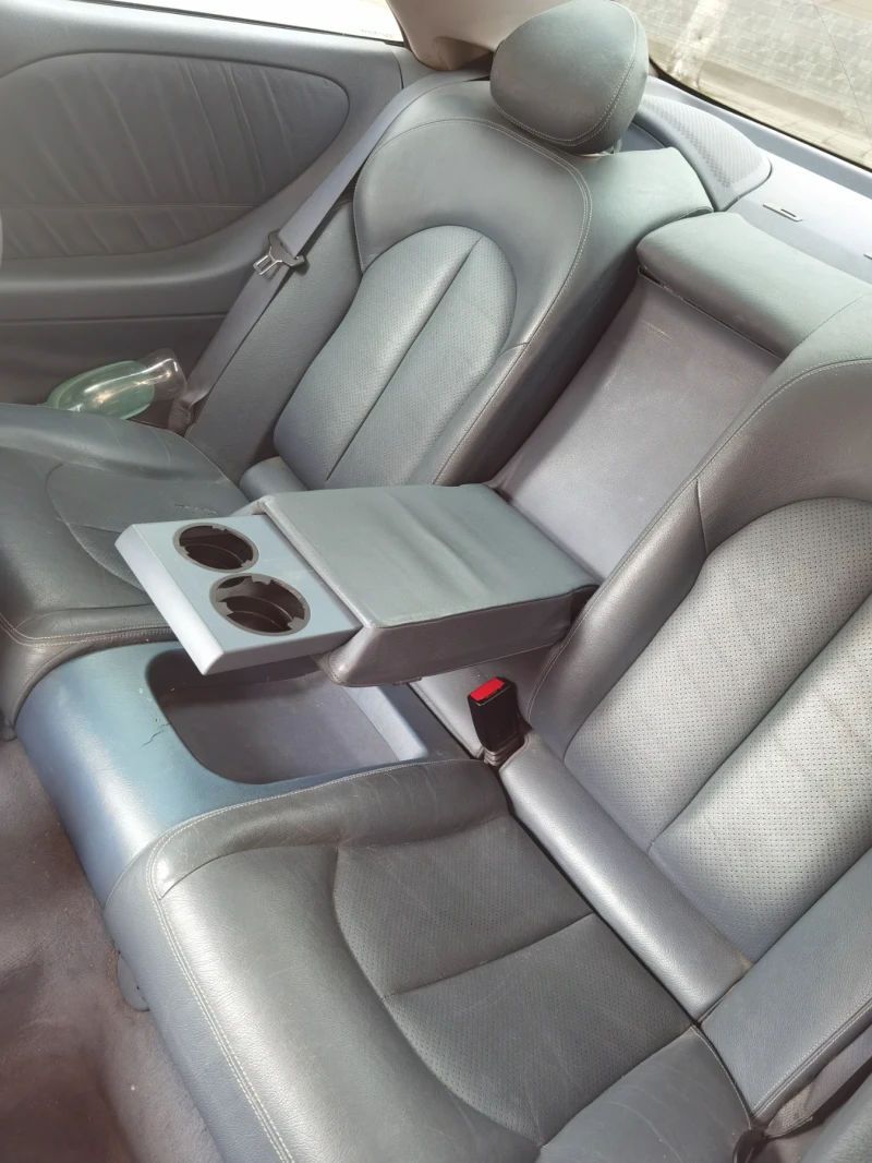 Mercedes-Benz CLK, снимка 13 - Автомобили и джипове - 52648951