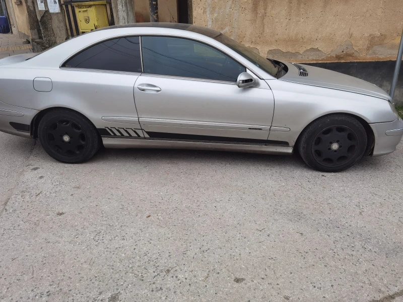Mercedes-Benz CLK, снимка 6 - Автомобили и джипове - 52648951