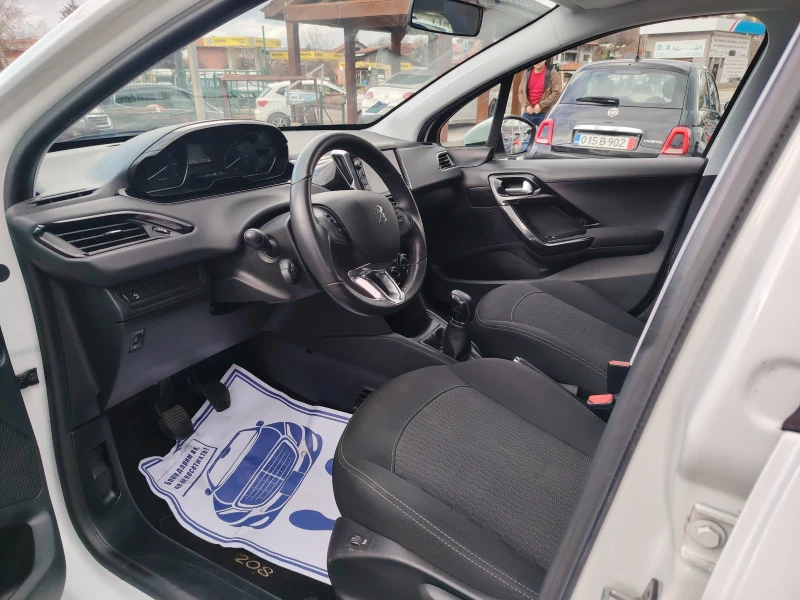 Peugeot 208 1.2 vvti 100х.км, снимка 11 - Автомобили и джипове - 53011180