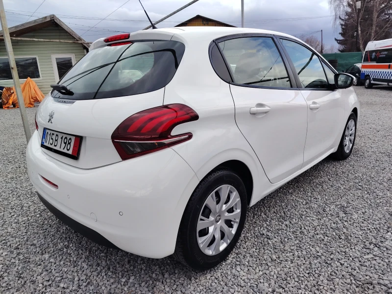 Peugeot 208 1.2 vvti 100х.км, снимка 4 - Автомобили и джипове - 53011180