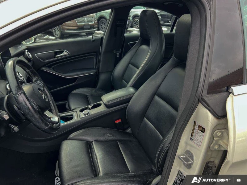 Mercedes-Benz CLA 250 4MATIC * АвтоКредит* (ЦЕНА ДО БГ)* , снимка 7 - Автомобили и джипове - 53078579
