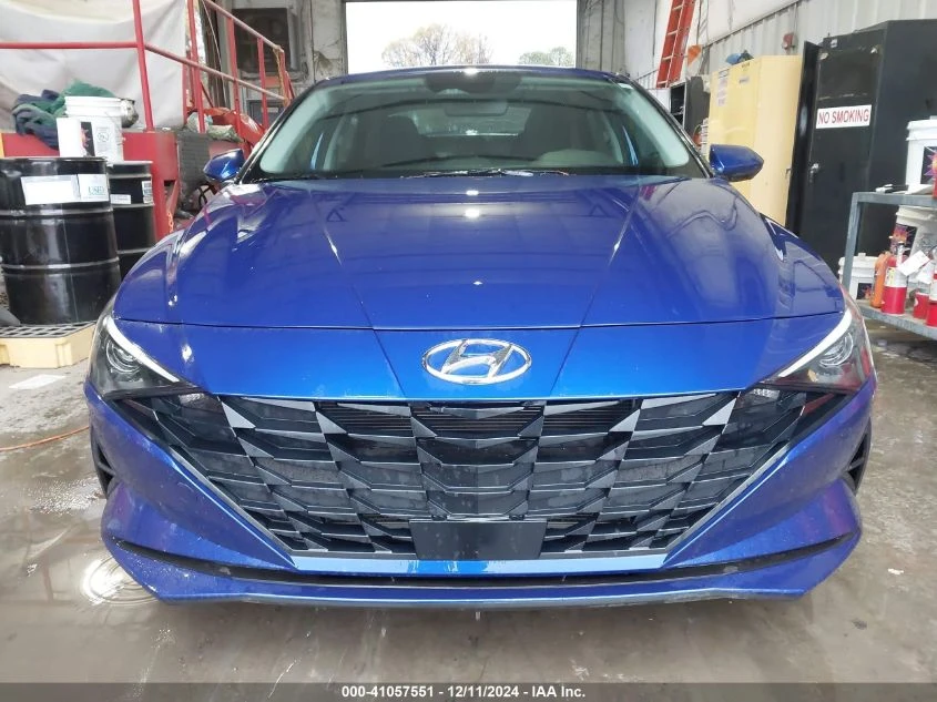 Hyundai Elantra SEL - изображение 2