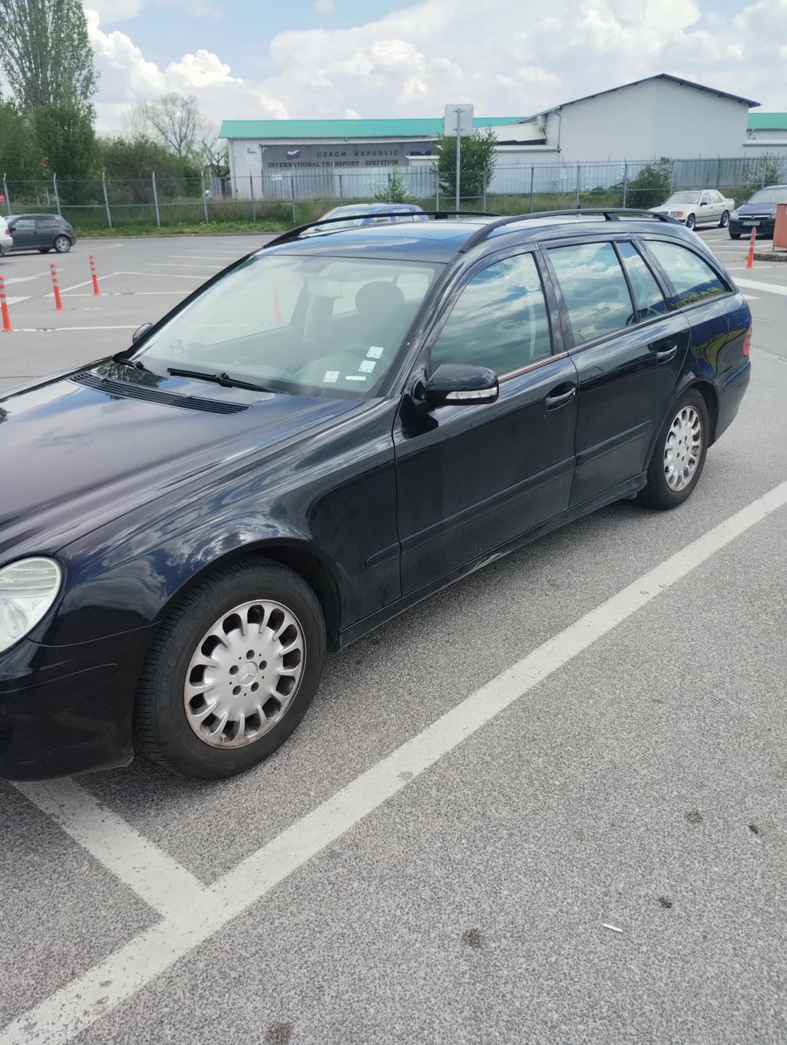 Mercedes-Benz E 200 211 - изображение 2