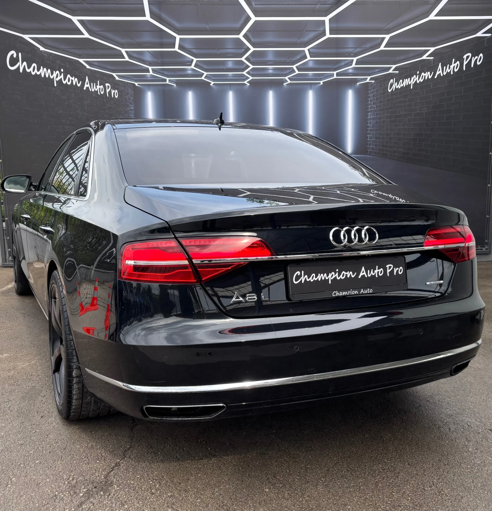 Audi A8 Designo-Matrix Long-FULL - изображение 4