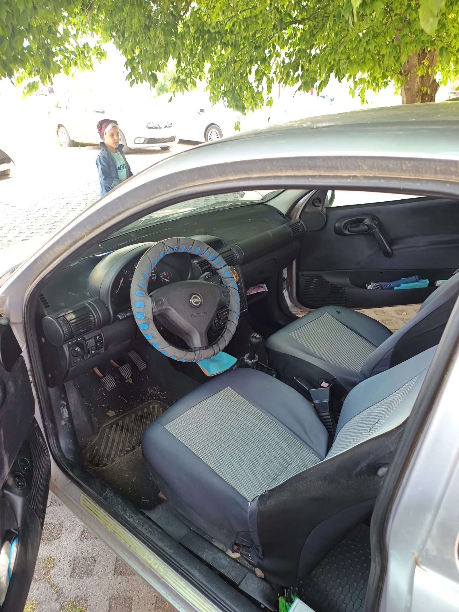 Opel Corsa 1, 00  60 к.с - изображение 6