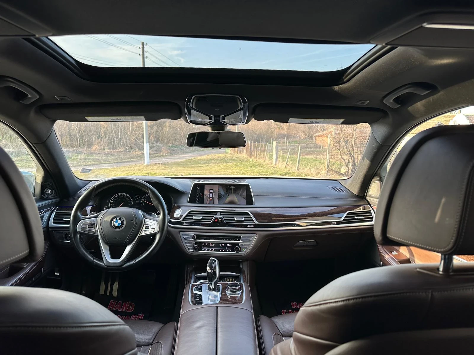 BMW 750  - изображение 5