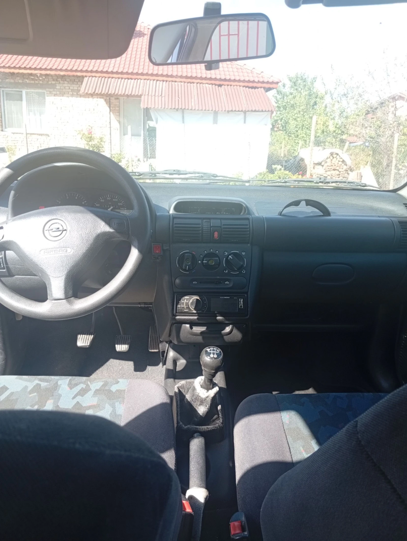 Opel Corsa 1.2 бензин  - изображение 9