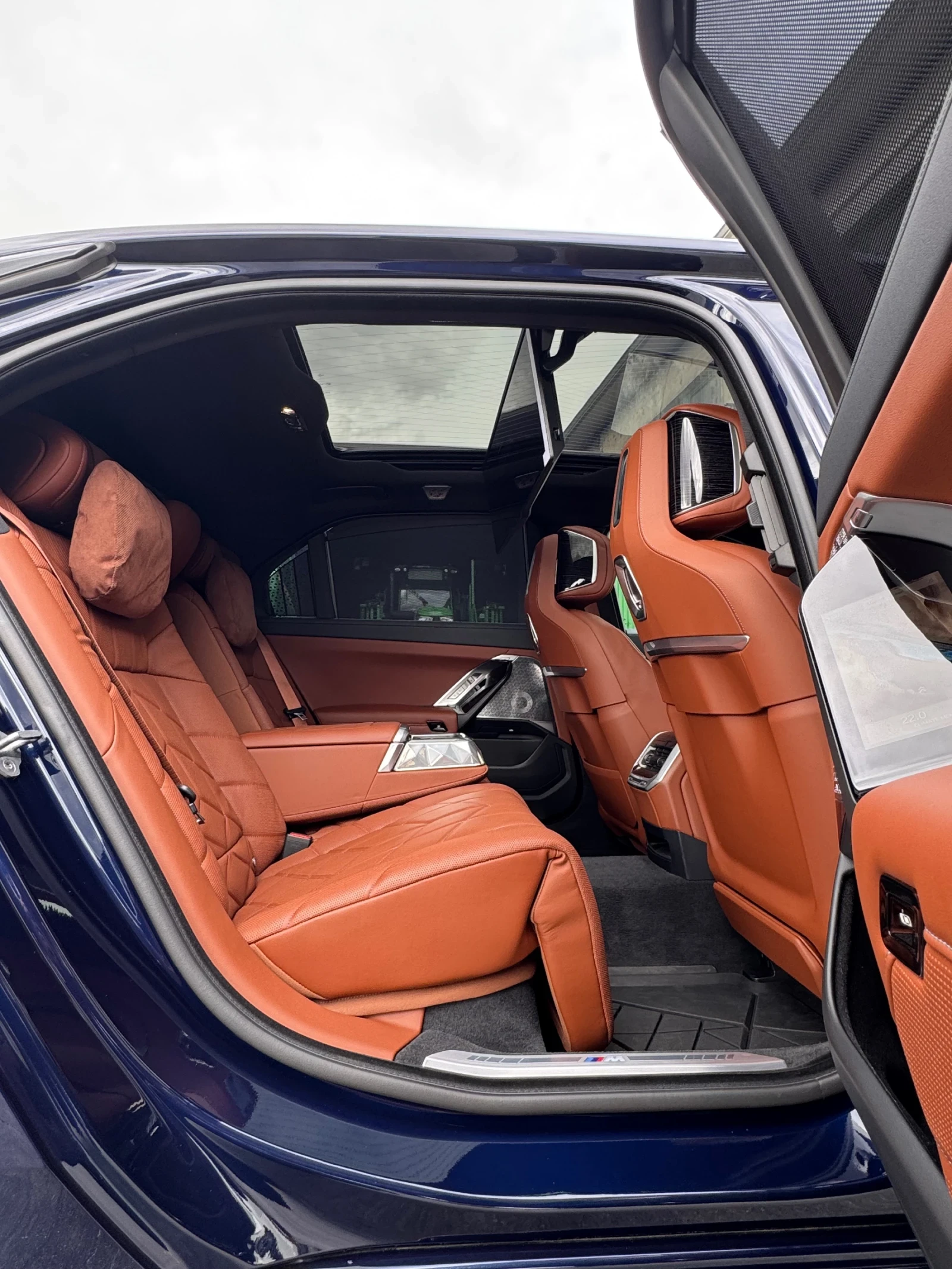 BMW 740  MASSAGE AUTO DOOR TV THEATRE M-SPORT PRO | Mobile.bg   13