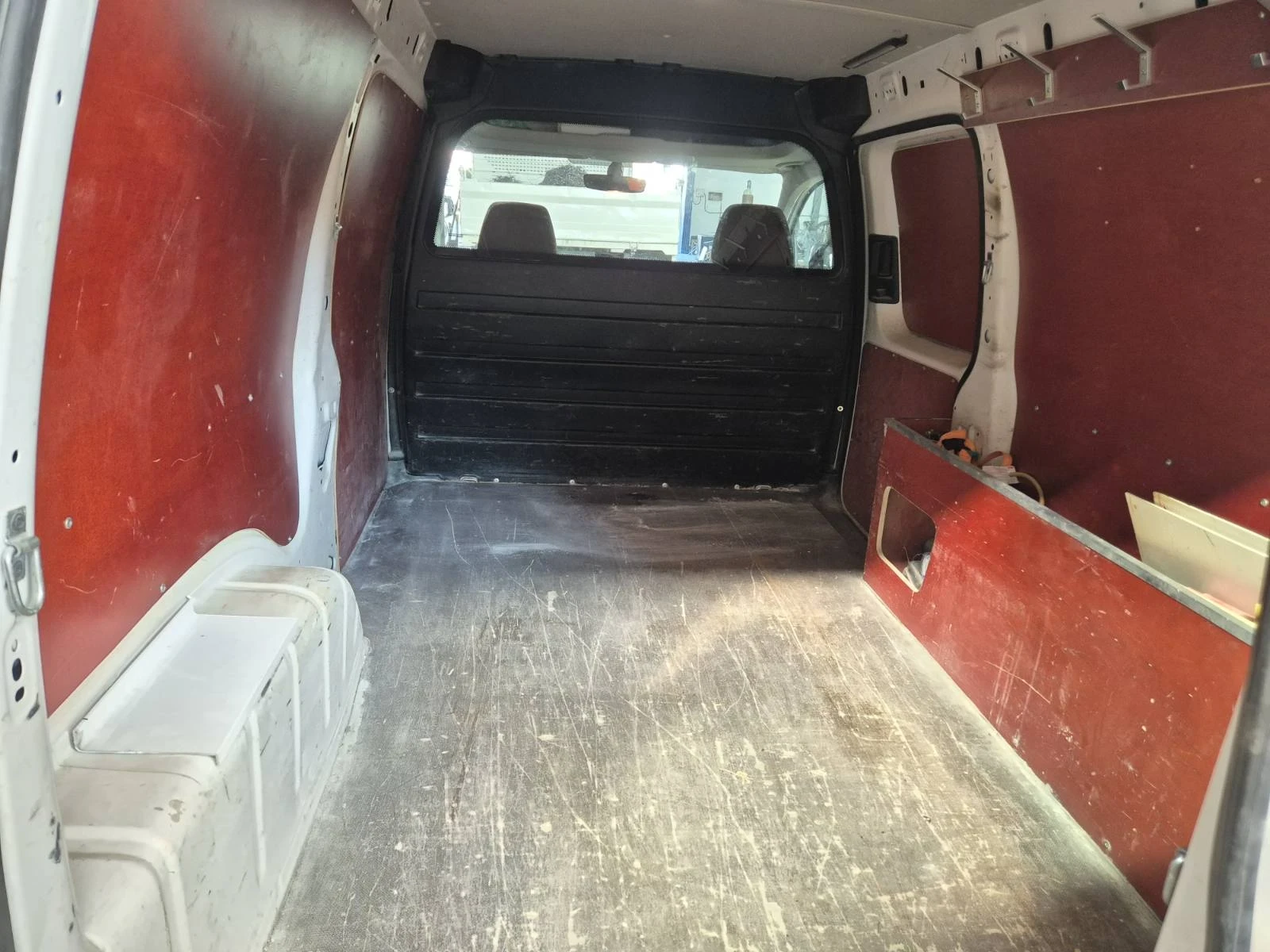 VW Caddy Maxi  | Mobile.bg — изображение 14