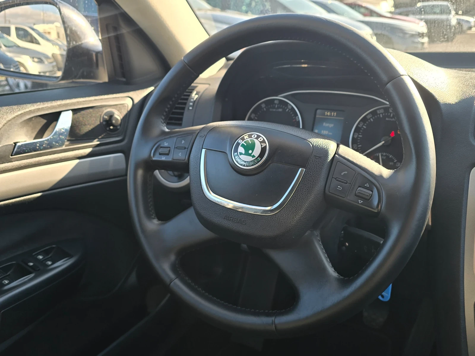 Skoda Octavia 1.4i 122�� 6 �������� ���� 4 | Mobile.bg � ����������� 14