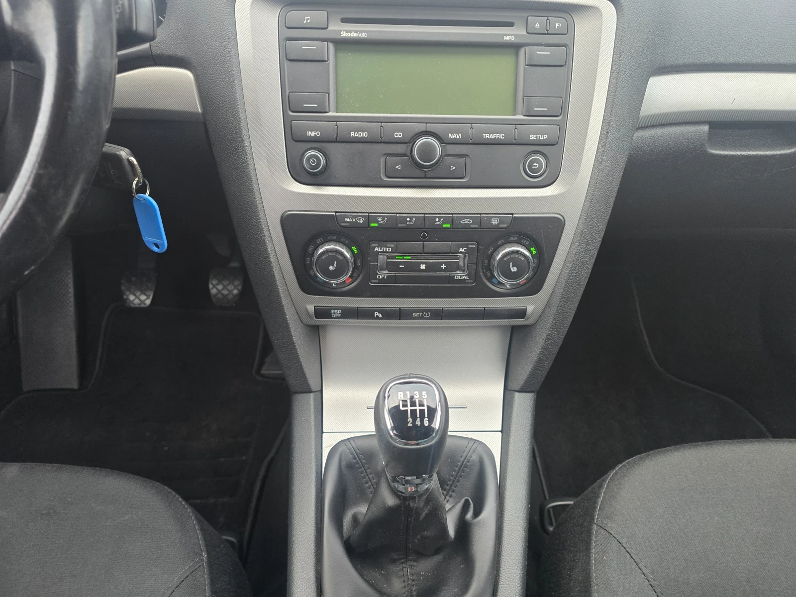 Skoda Octavia 1.4i 122�� 6 �������� ���� 4 | Mobile.bg � ����������� 15