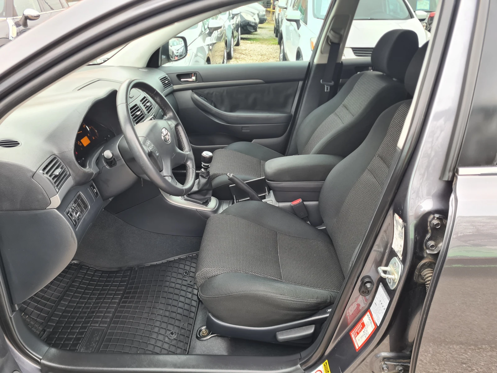 Toyota Avensis 2.2D4D-150kc.-SOL-ЛИЗИНГ, снимка 9 - Автомобили и джипове - 53888467