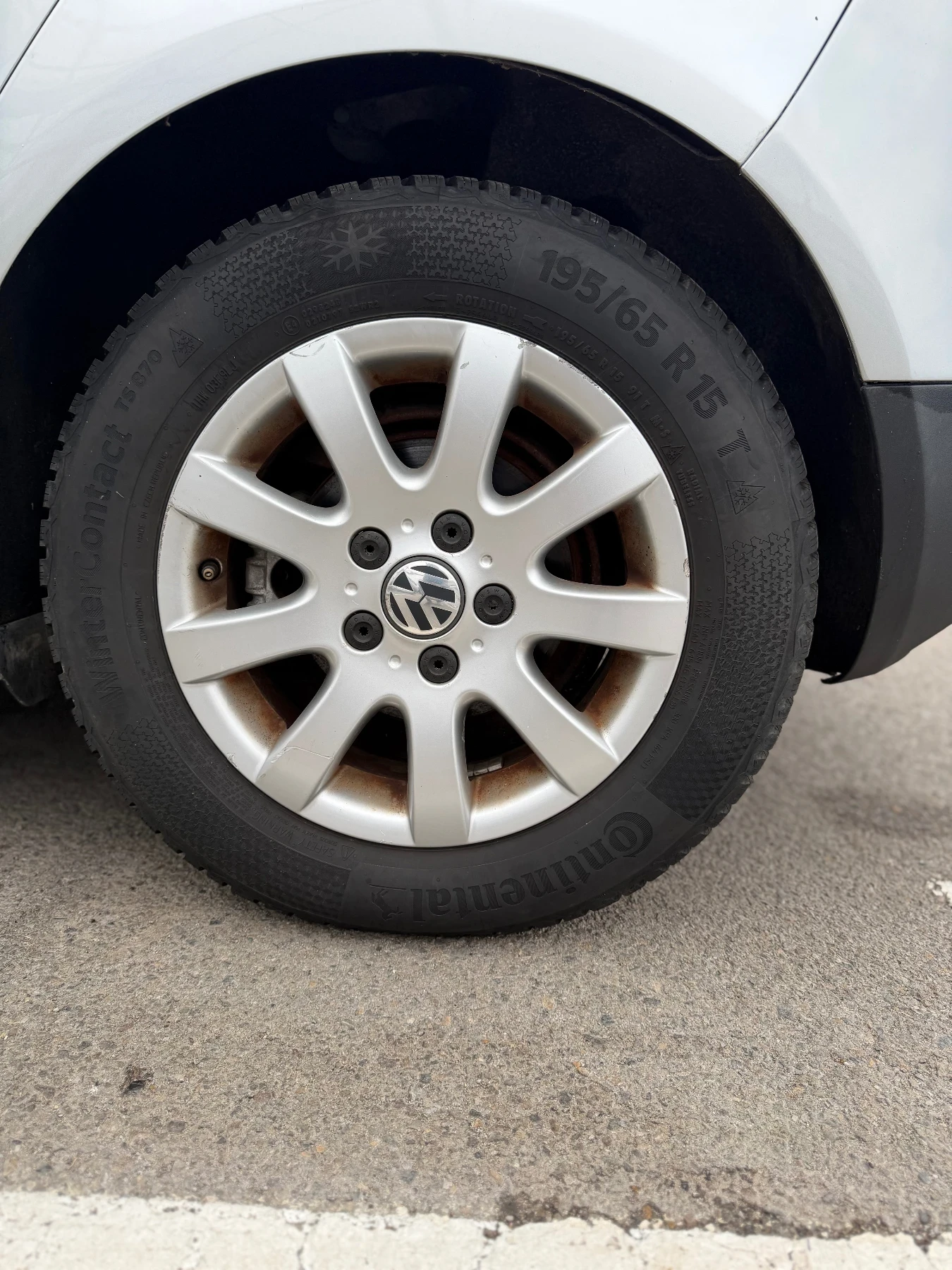 VW Golf V 1.6 102к.с, снимка 8 - Автомобили и джипове - 53916366