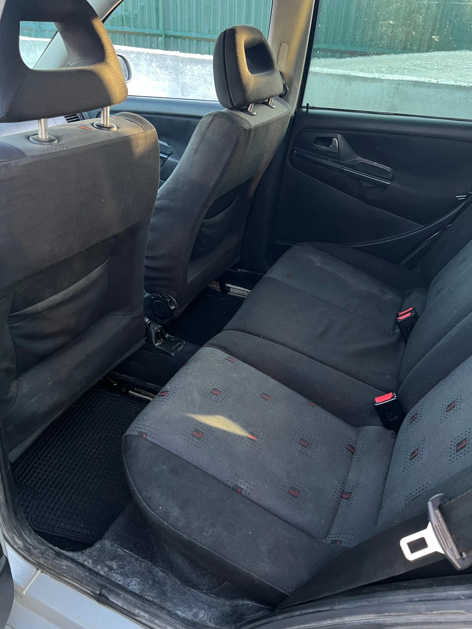 Seat Ibiza Top Sport, снимка 14 - Автомобили и джипове - 54322586