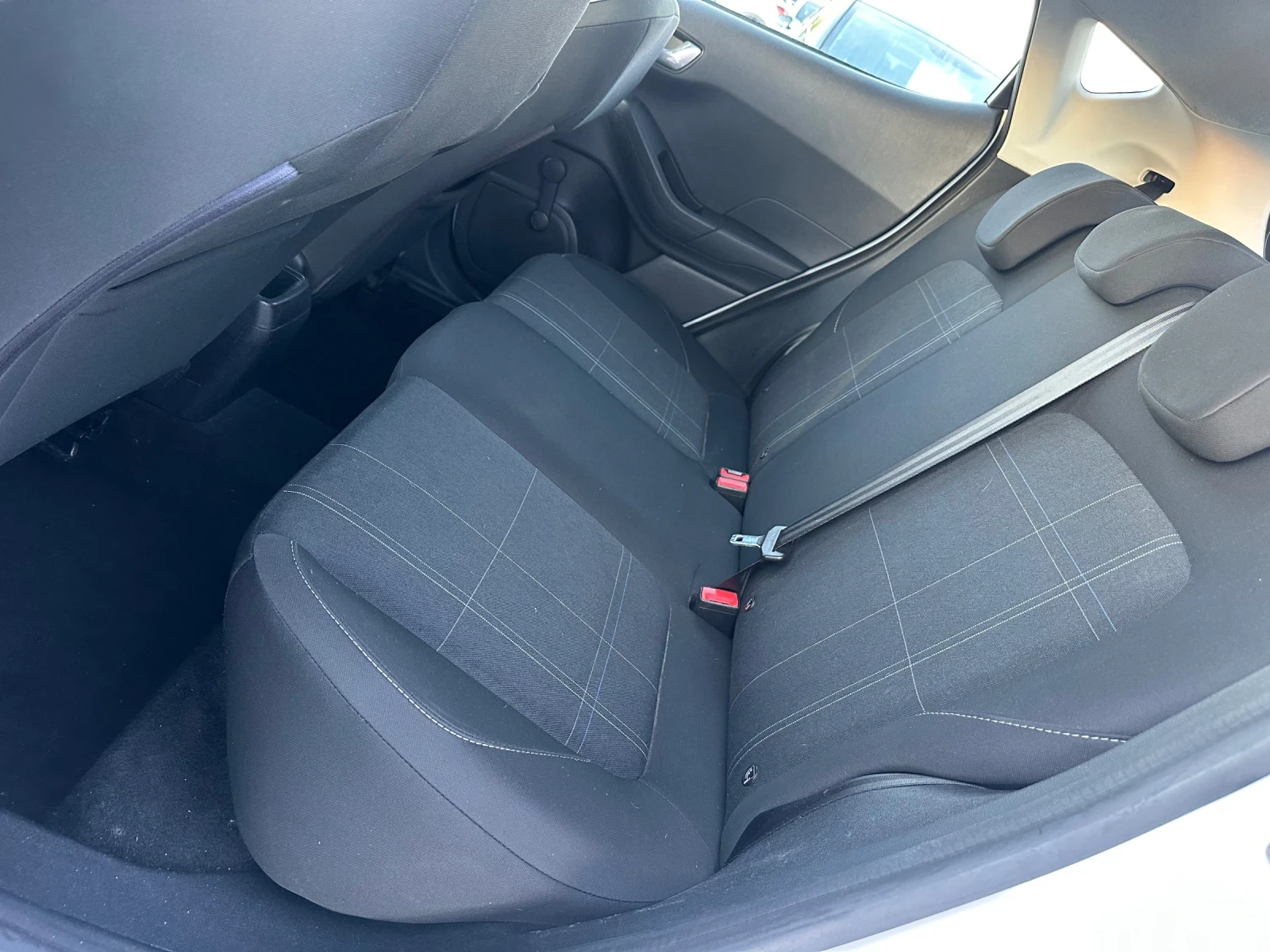 Ford Fiesta 1.5D 2017/11M 159000km EVRO6* KTEO OK * NAVIGATION, снимка 9 - Автомобили и джипове - 54441143